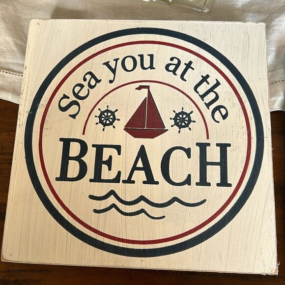 Beach wooden Decor Bundle 3 pieces impeccable condition - Picture 3 of 9